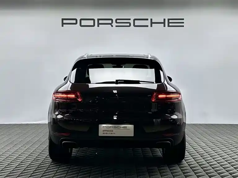Porsche Macan — миниатюра 5