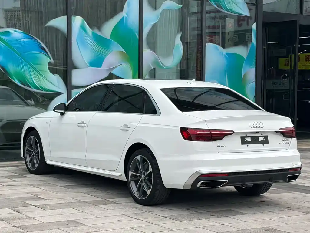 Audi A4L — миниатюра 22