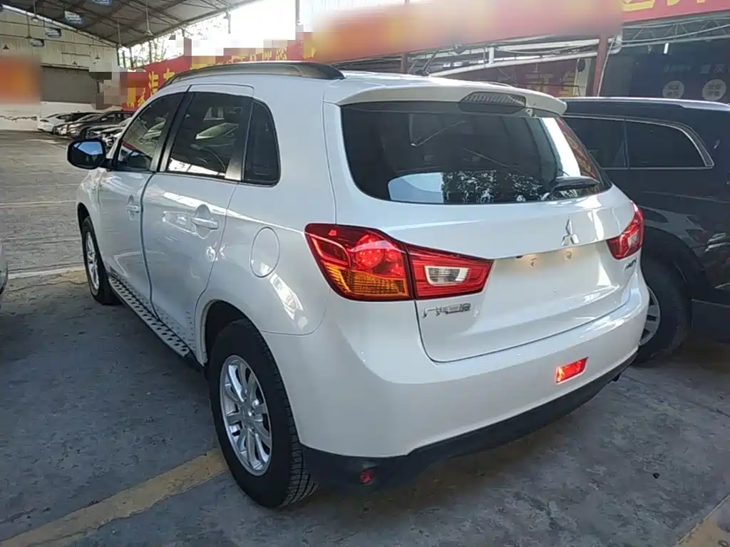 Mitsubishi ASX — миниатюра 5