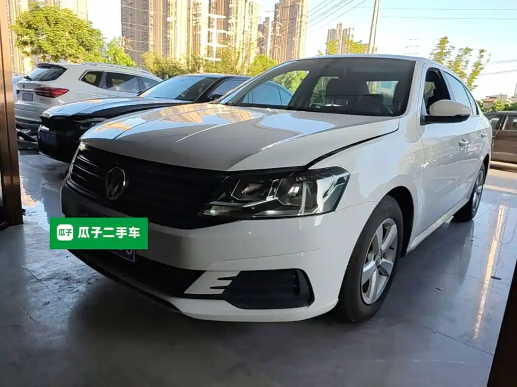 Volkswagen Lavida — миниатюра 2