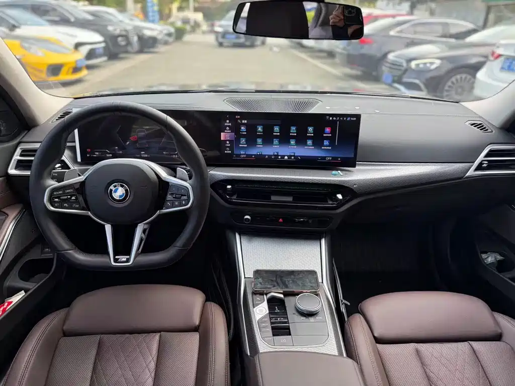 BMW 3 Series — миниатюра 9