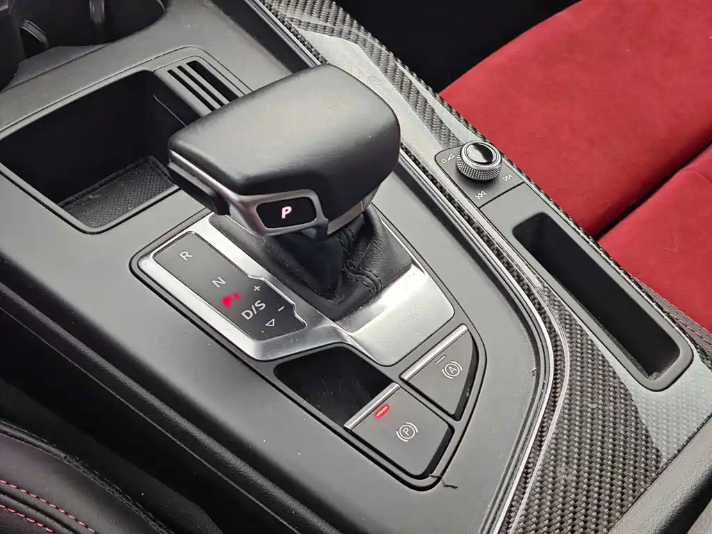 Audi A4L — миниатюра 16