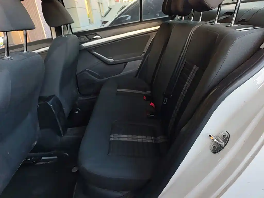 Volkswagen Lavida — миниатюра 15
