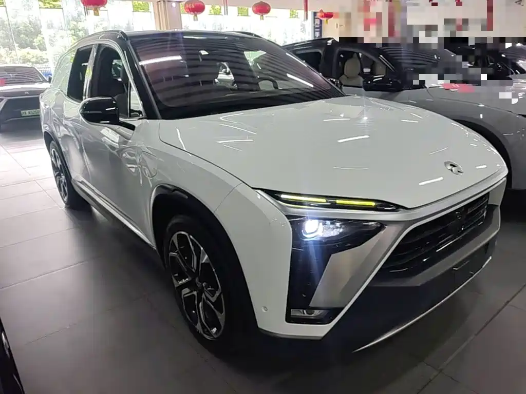 NIO ES8 — миниатюра 4