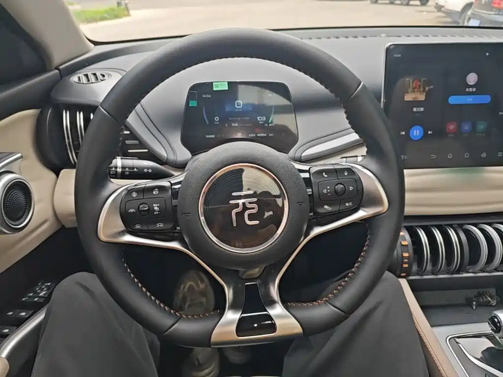 BYD Yuan Plus — миниатюра 11
