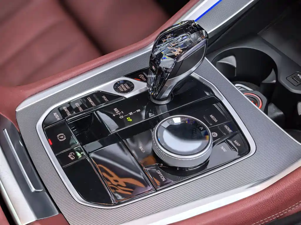 BMW X6 — миниатюра 22