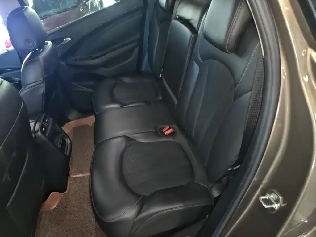 Buick Envision Plus — миниатюра 17
