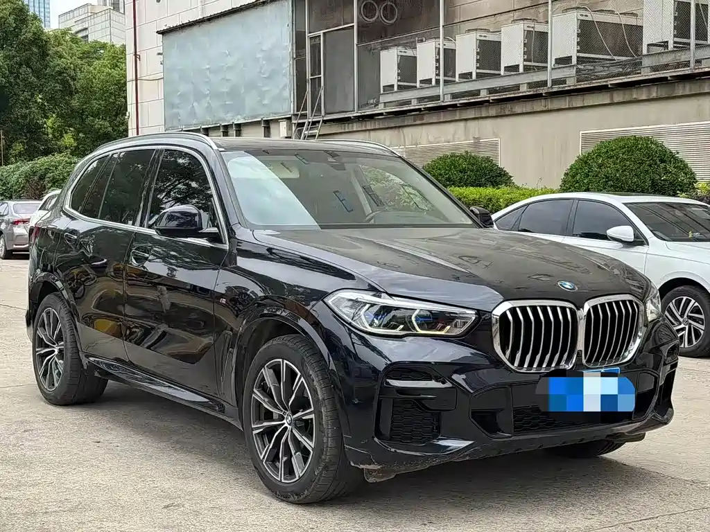 BMW X5 2022 xDrive40i M Sport
