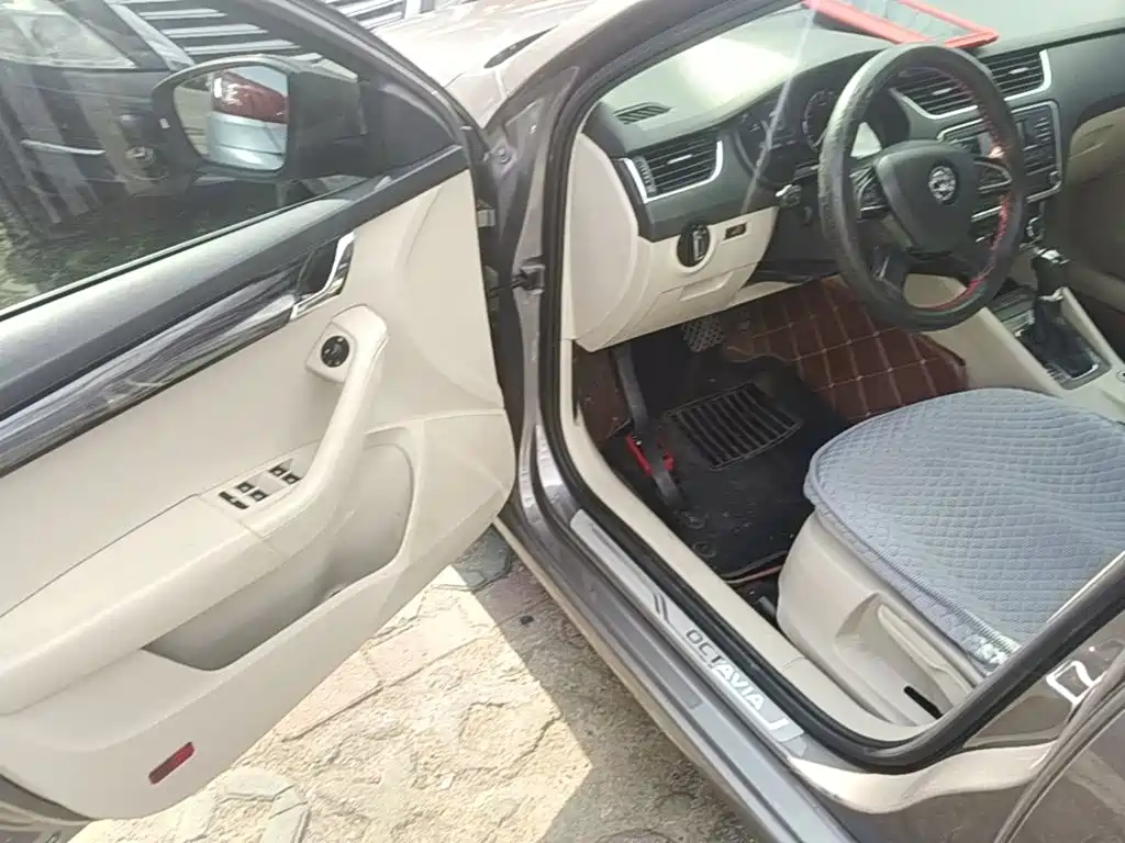 Skoda Octavia — миниатюра 16