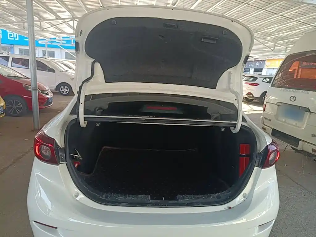 Mazda 3 Axela — миниатюра 19