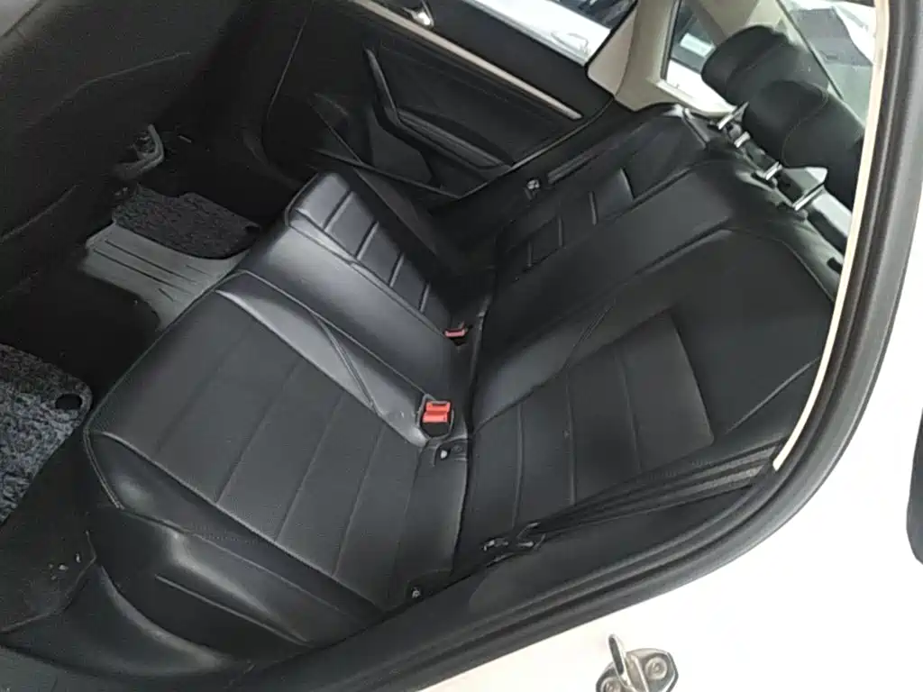 Volkswagen Lavida — миниатюра 17