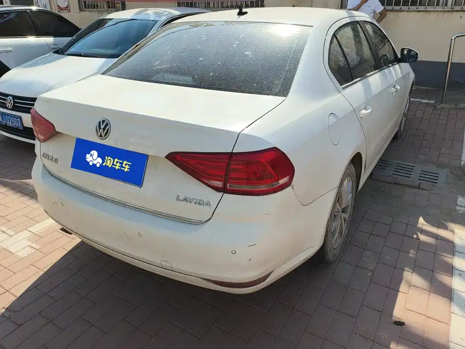 Volkswagen Lavida — миниатюра 3
