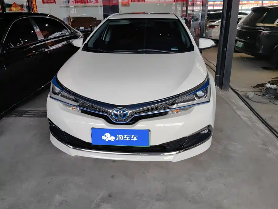 TOYOTA COROLLA DUAL ENGINE E+