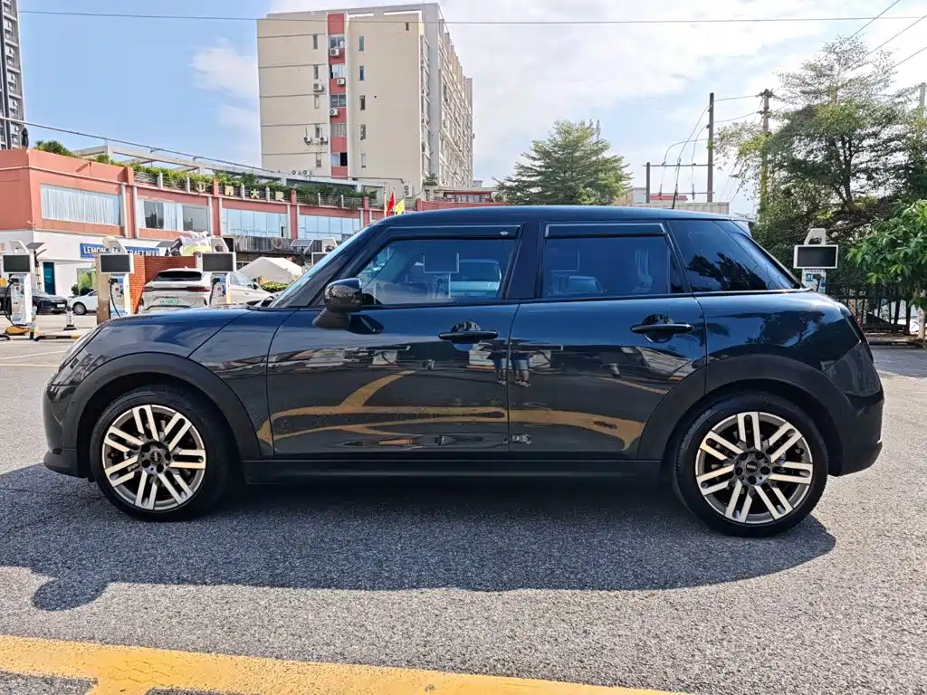 MINI Mini — миниатюра 8