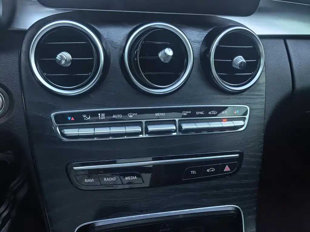 Mercedes-Benz C-Class — миниатюра 21