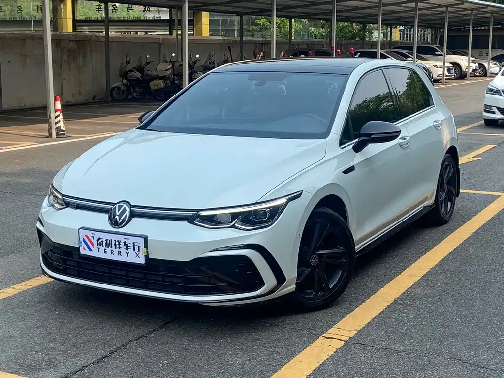 Volkswagen Golf 2023