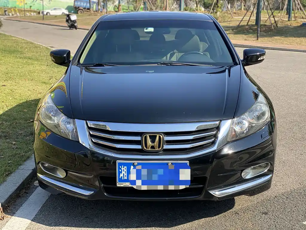 Honda Accord — миниатюра 2