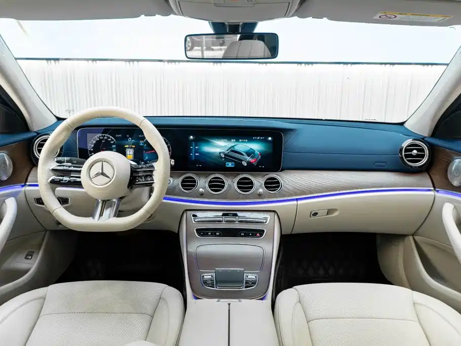 Mercedes-Benz E-Class — миниатюра 15