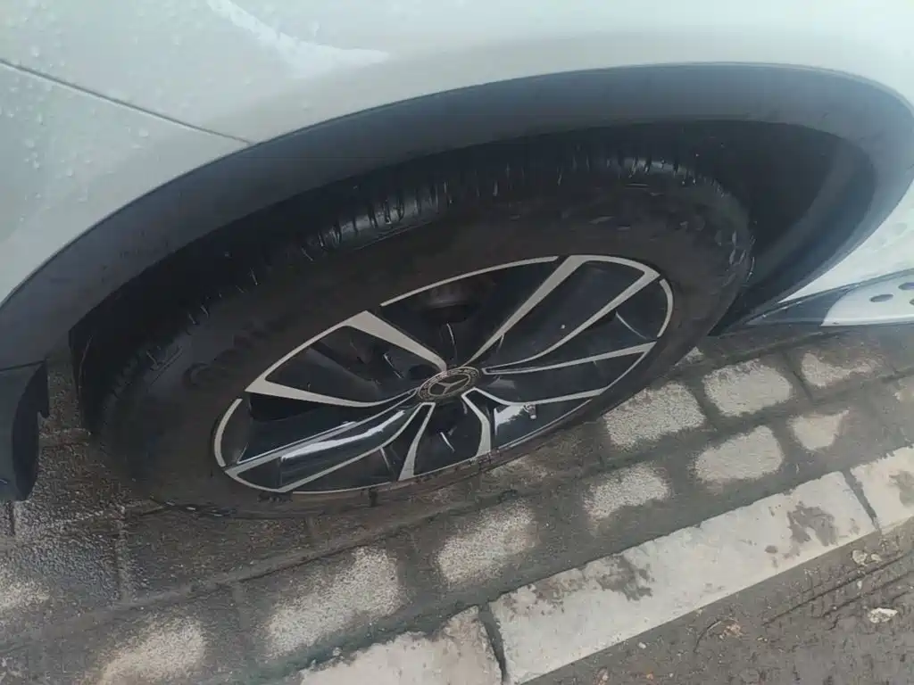 Mercedes-Benz GLC — миниатюра 23