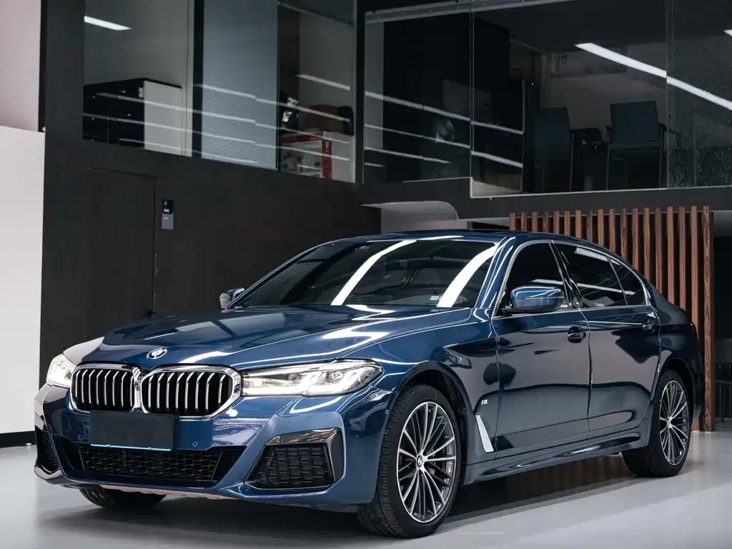 BMW 5 Series 2021