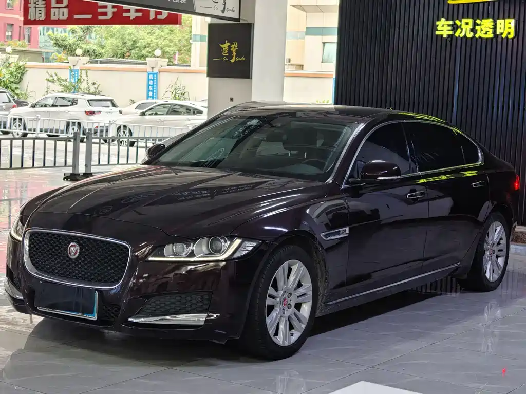 Jaguar XFL 2017