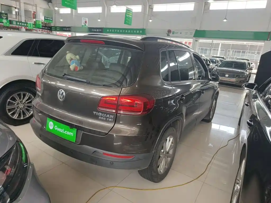 Volkswagen Tiguan — миниатюра 7