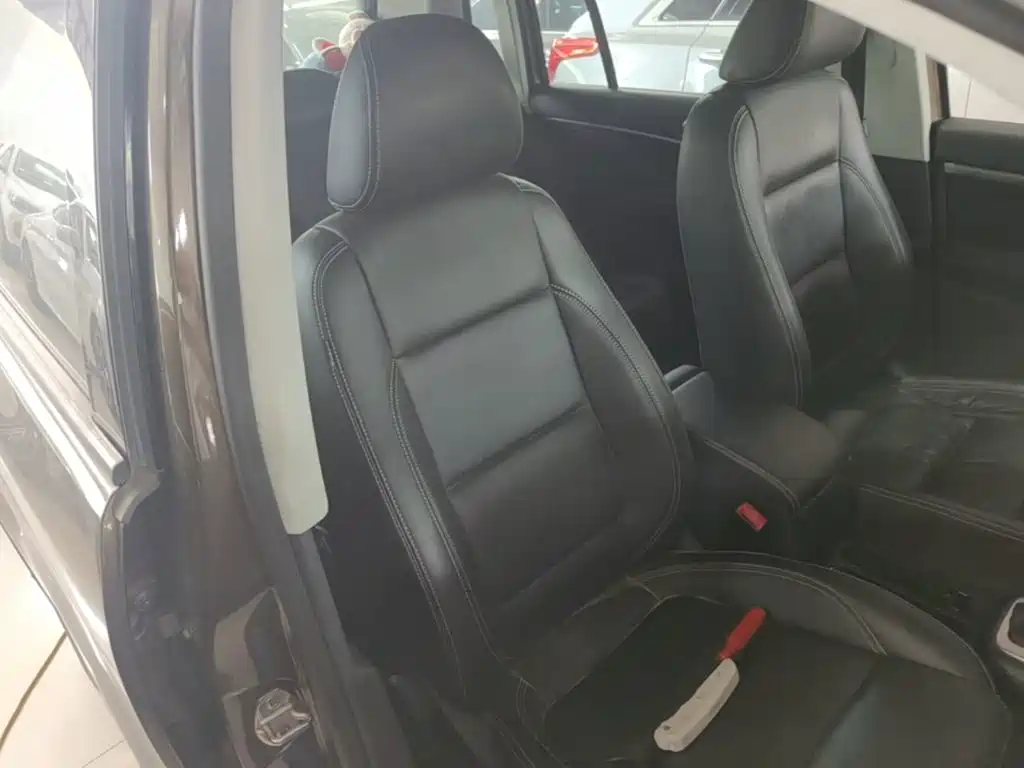 Volkswagen Tiguan — миниатюра 25