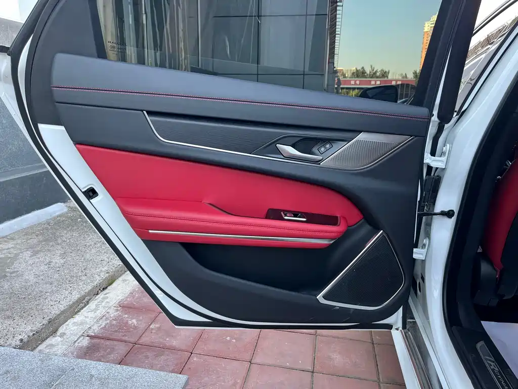 Jaguar XFL — миниатюра 15