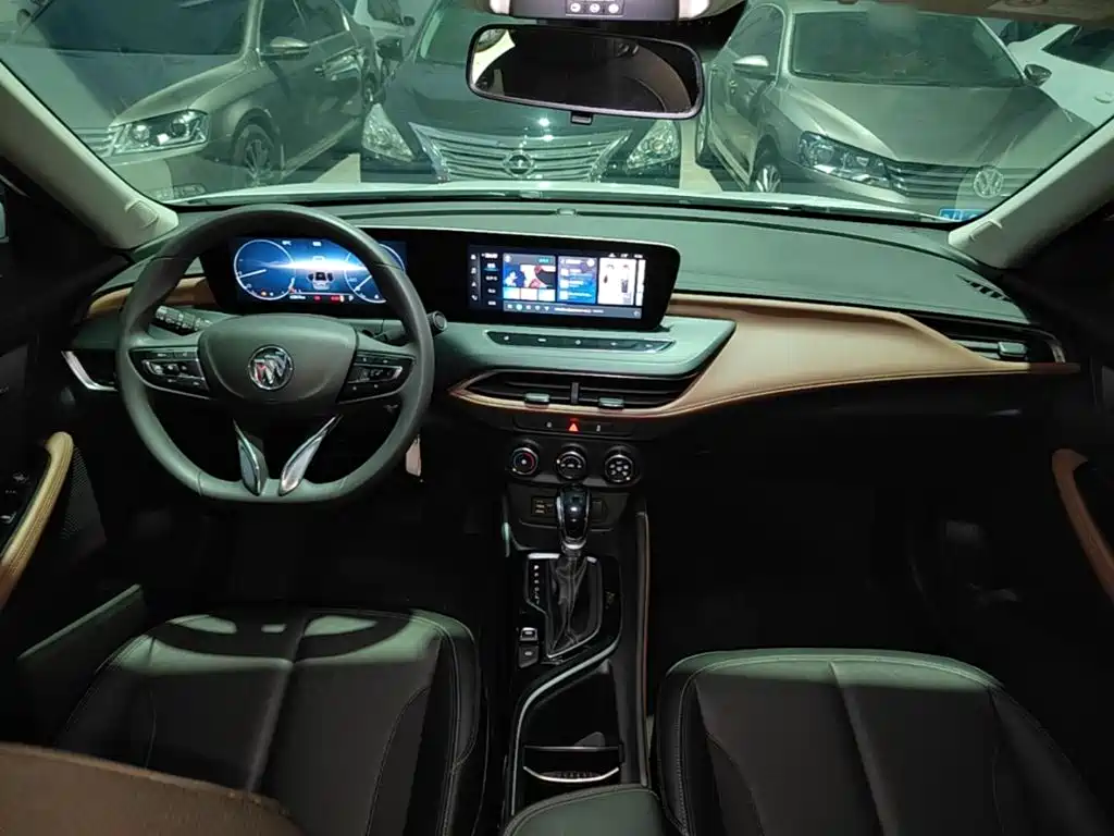 Buick Verano — миниатюра 10