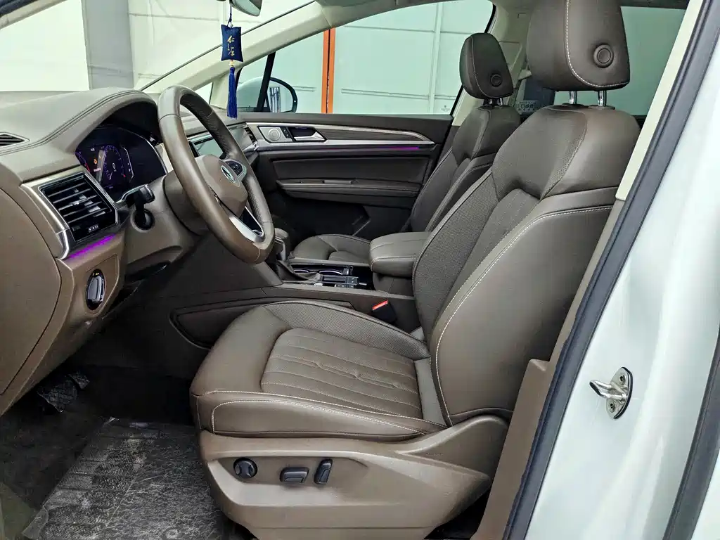 Volkswagen Viloran — миниатюра 5