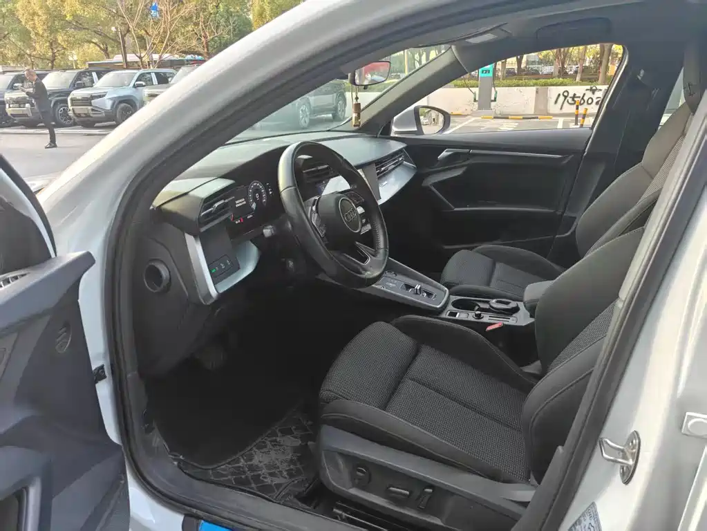 Audi A3 — миниатюра 4