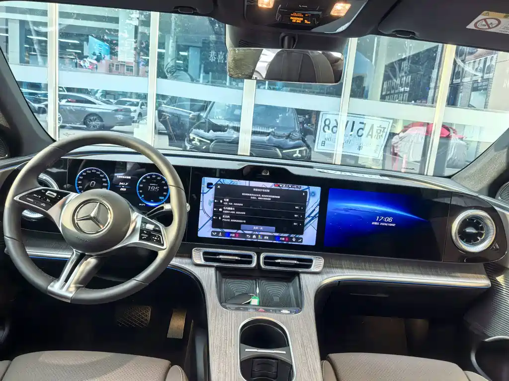 Mercedes-Benz GLC New Energy — миниатюра 13