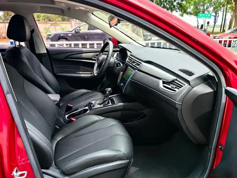 Roewe i5 — миниатюра 5