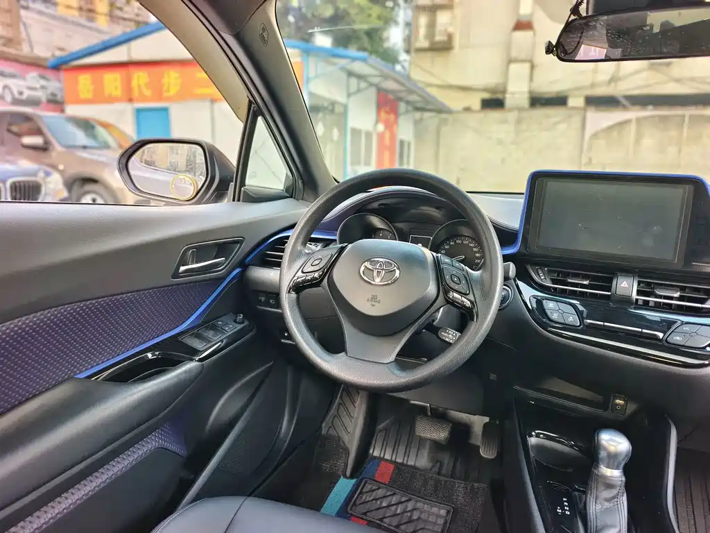 Toyota C-HR — миниатюра 7