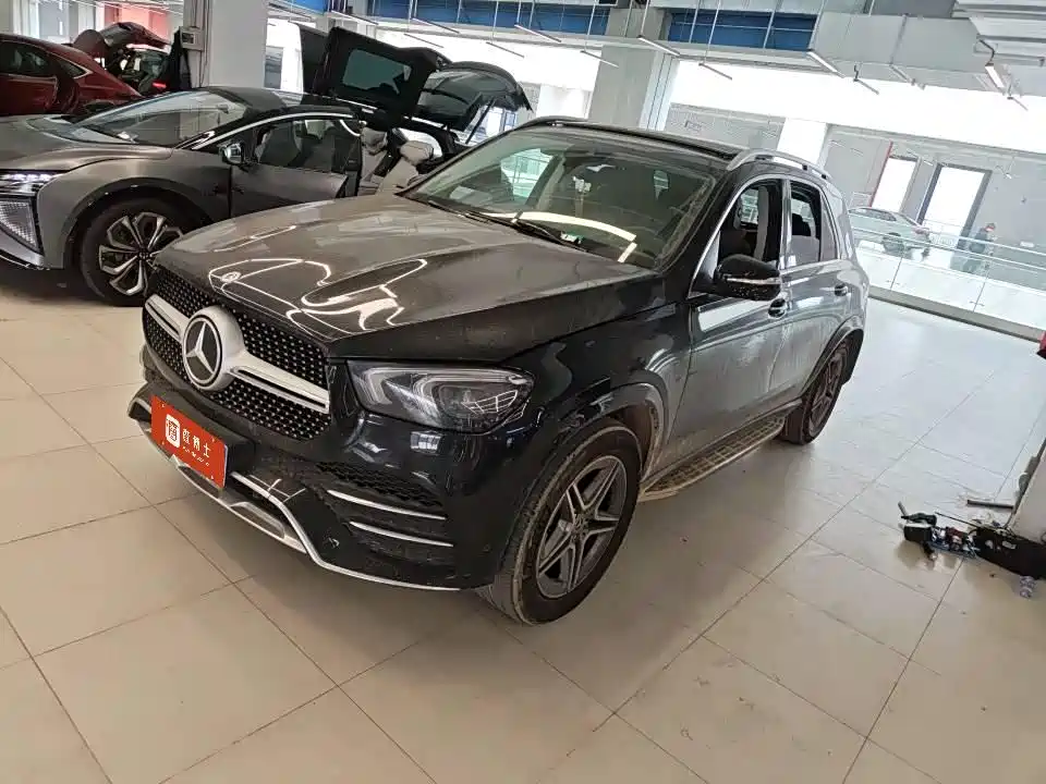 Mercedes-Benz GLE 2021