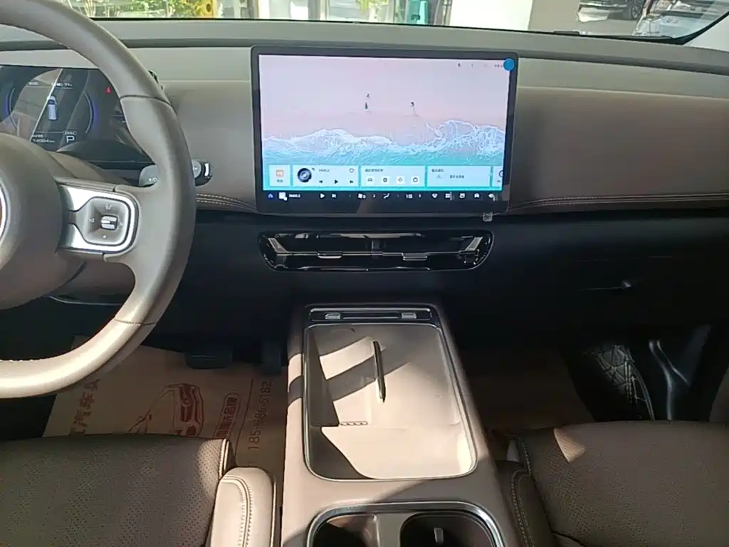 Wuling Звездный свет 730 Новая энергия — миниатюра 13