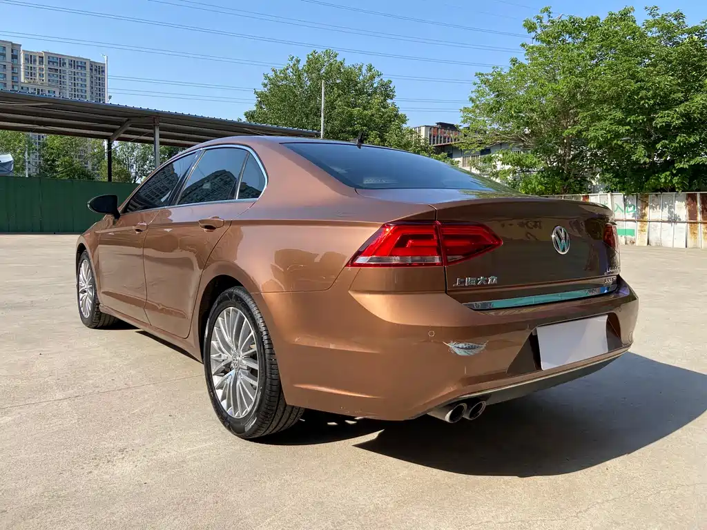 Volkswagen Lamando 2015 330TSI DSG Luxury