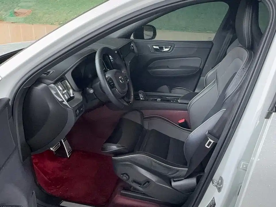 Volvo XC60 — миниатюра 4