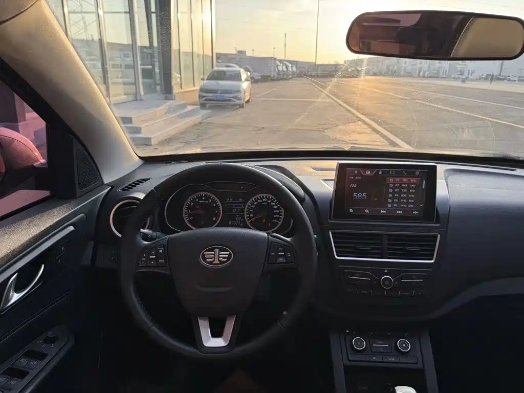 Bestune X40 — миниатюра 10