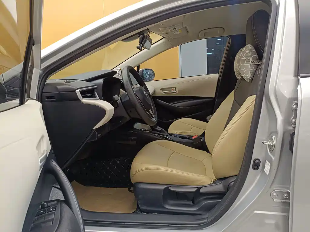Toyota Corolla — миниатюра 13