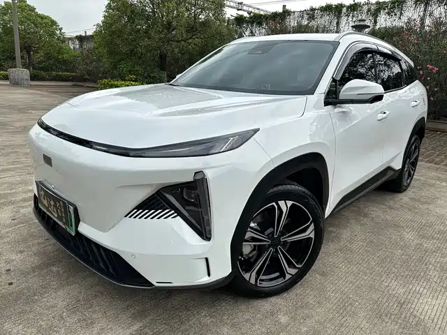 2024 Geely Galaxy L7