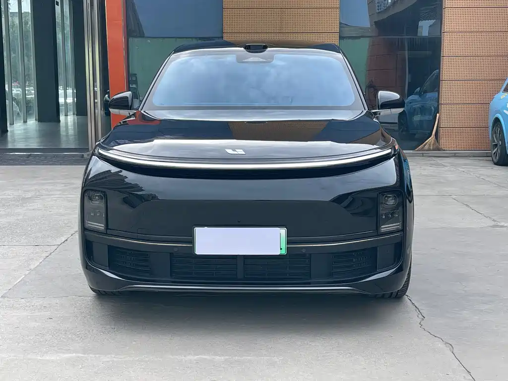 Li Auto Li L8 — миниатюра 2