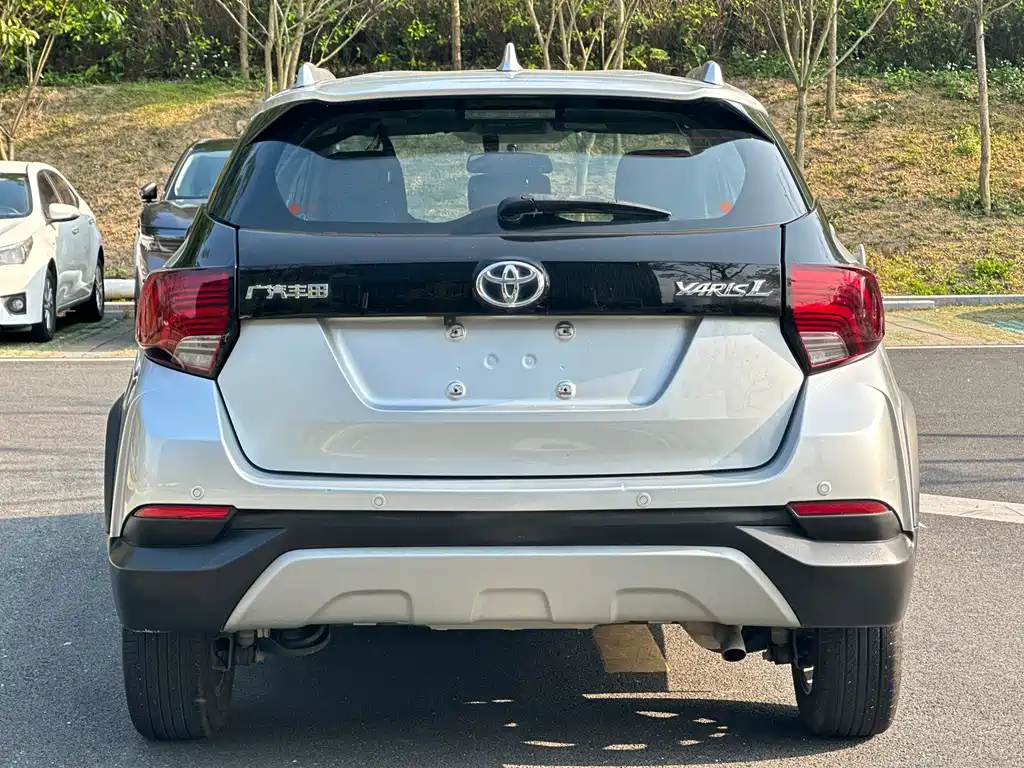 TOYOTA YARIS L ZHIXUAN