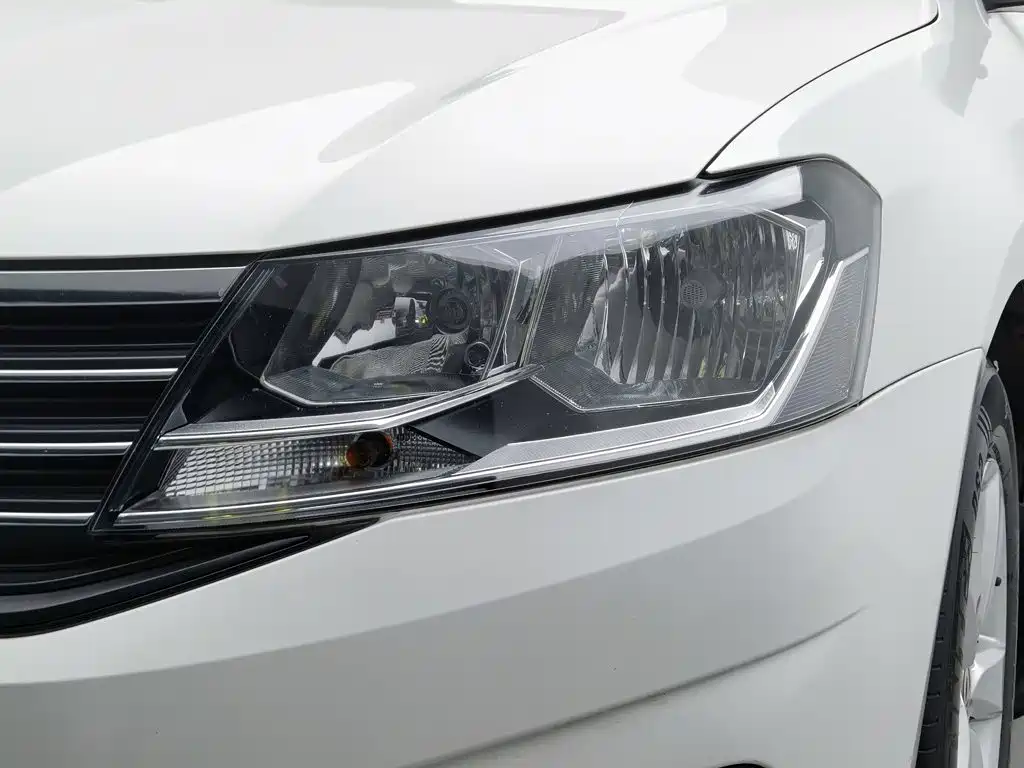 Volkswagen Lavida — миниатюра 7