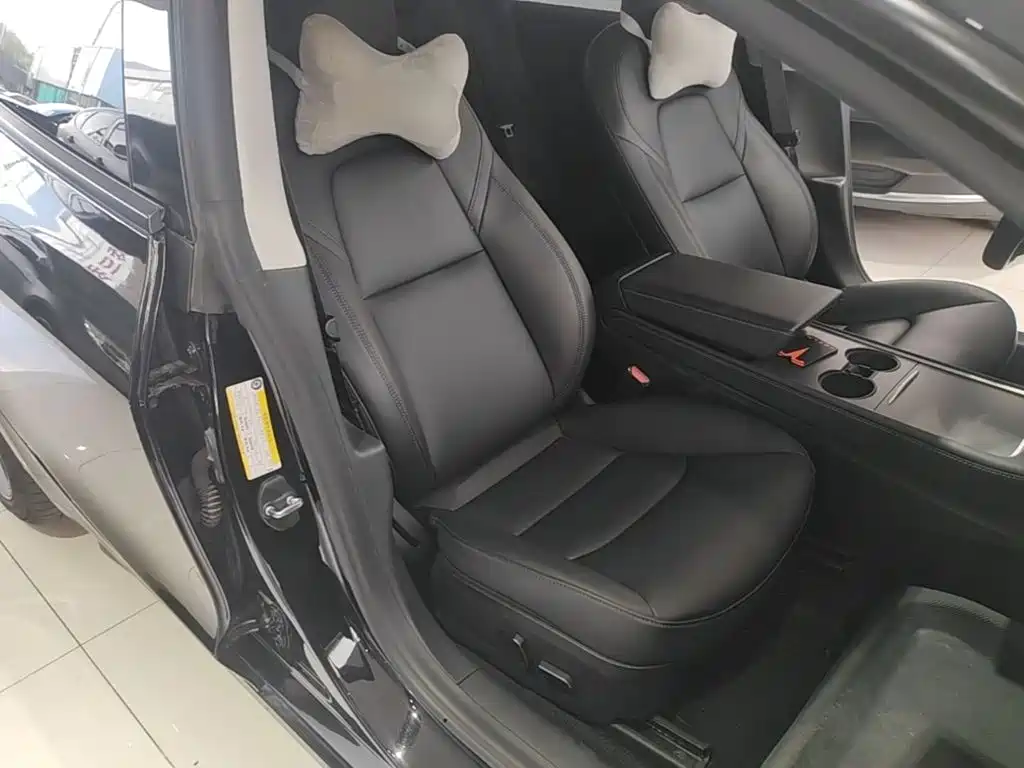 Tesla Model 3 — миниатюра 25