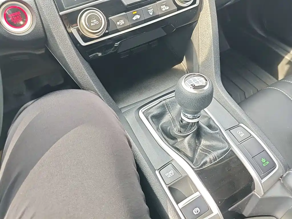 Honda Civic — миниатюра 14