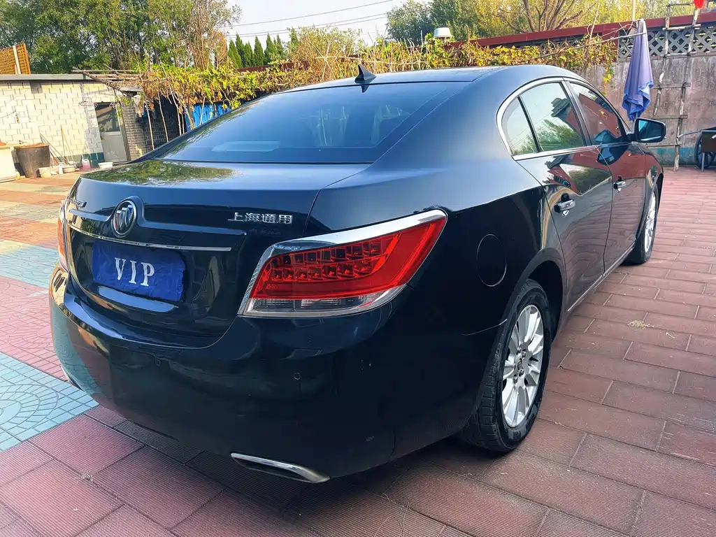 Buick LaCrosse — миниатюра 5