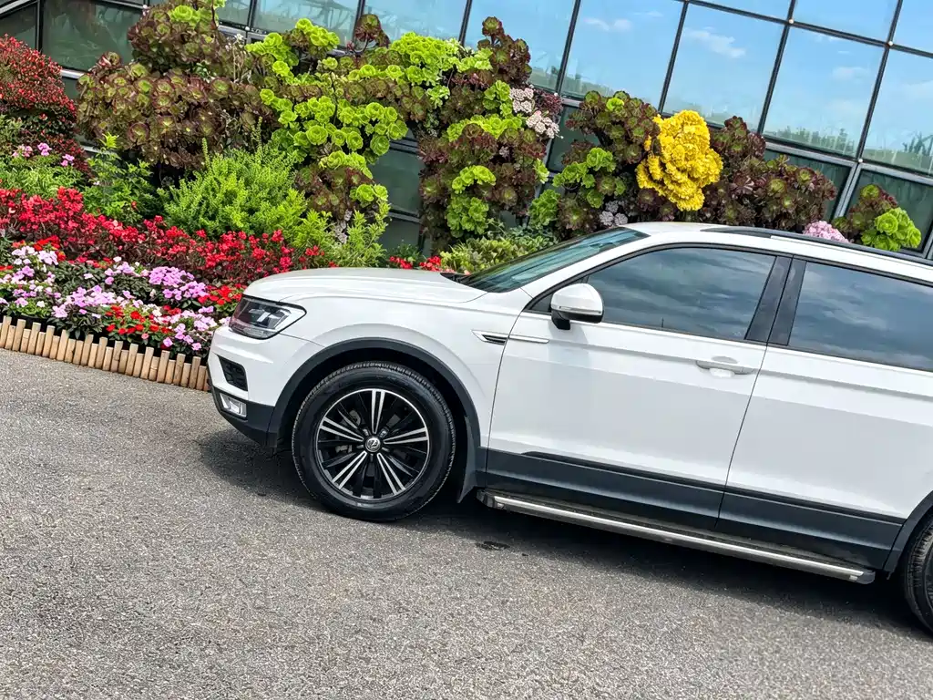 Volkswagen Tiguan L — миниатюра 13