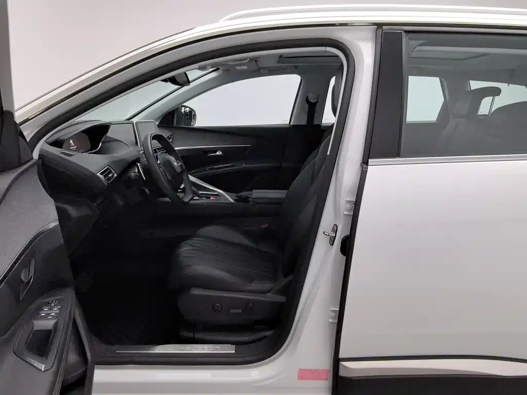 Peugeot 5008 — миниатюра 10