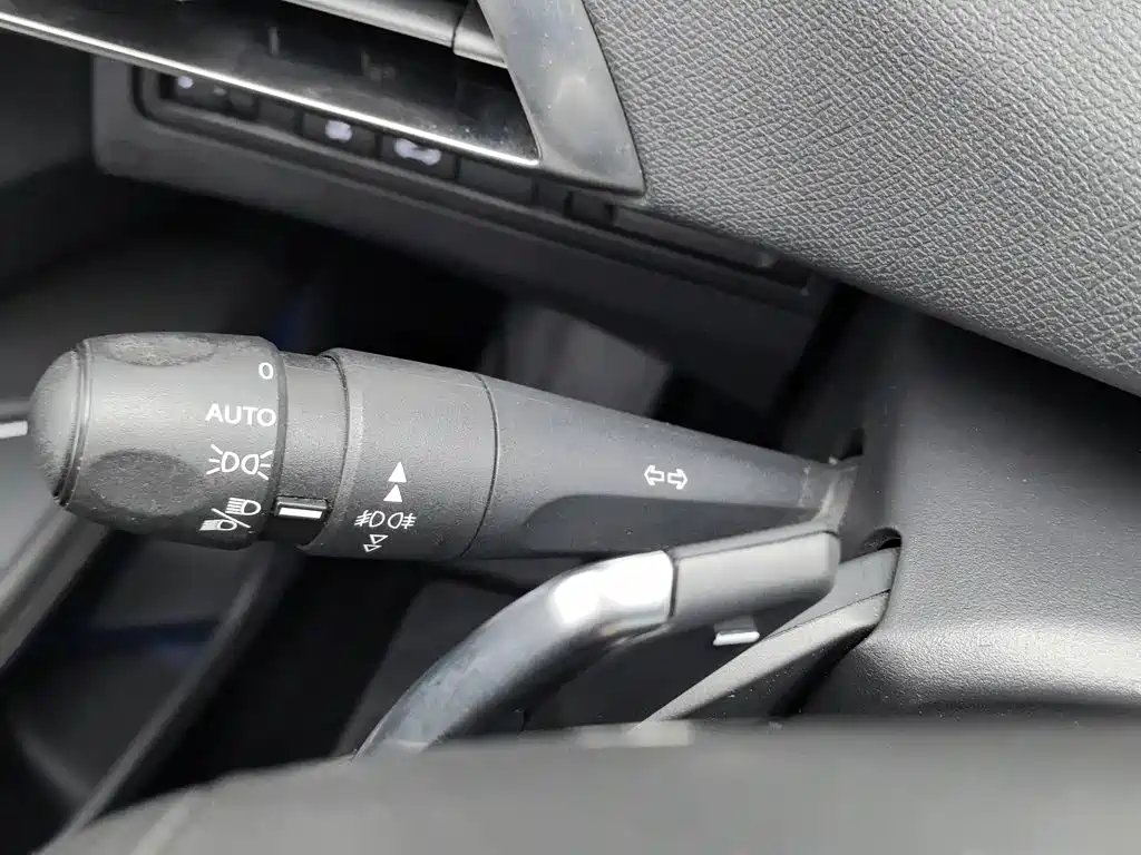 Peugeot 5008 — миниатюра 21